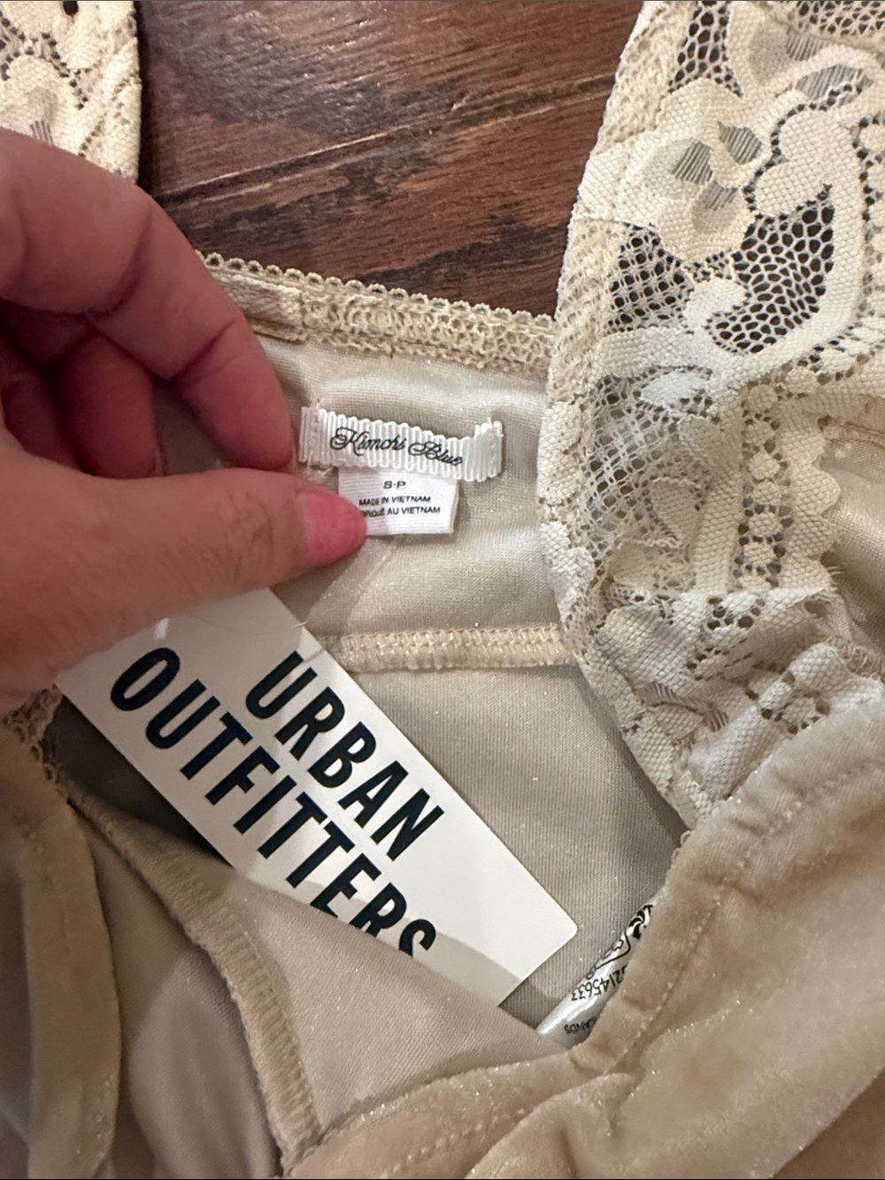 Urban Outfitters Kimchi Blue NWT Lana lace tank top, small - Picture 5 of 7